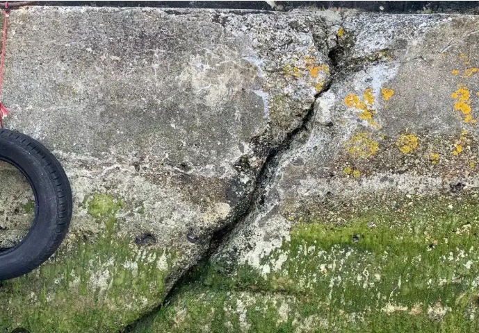 Seawall crack repair
